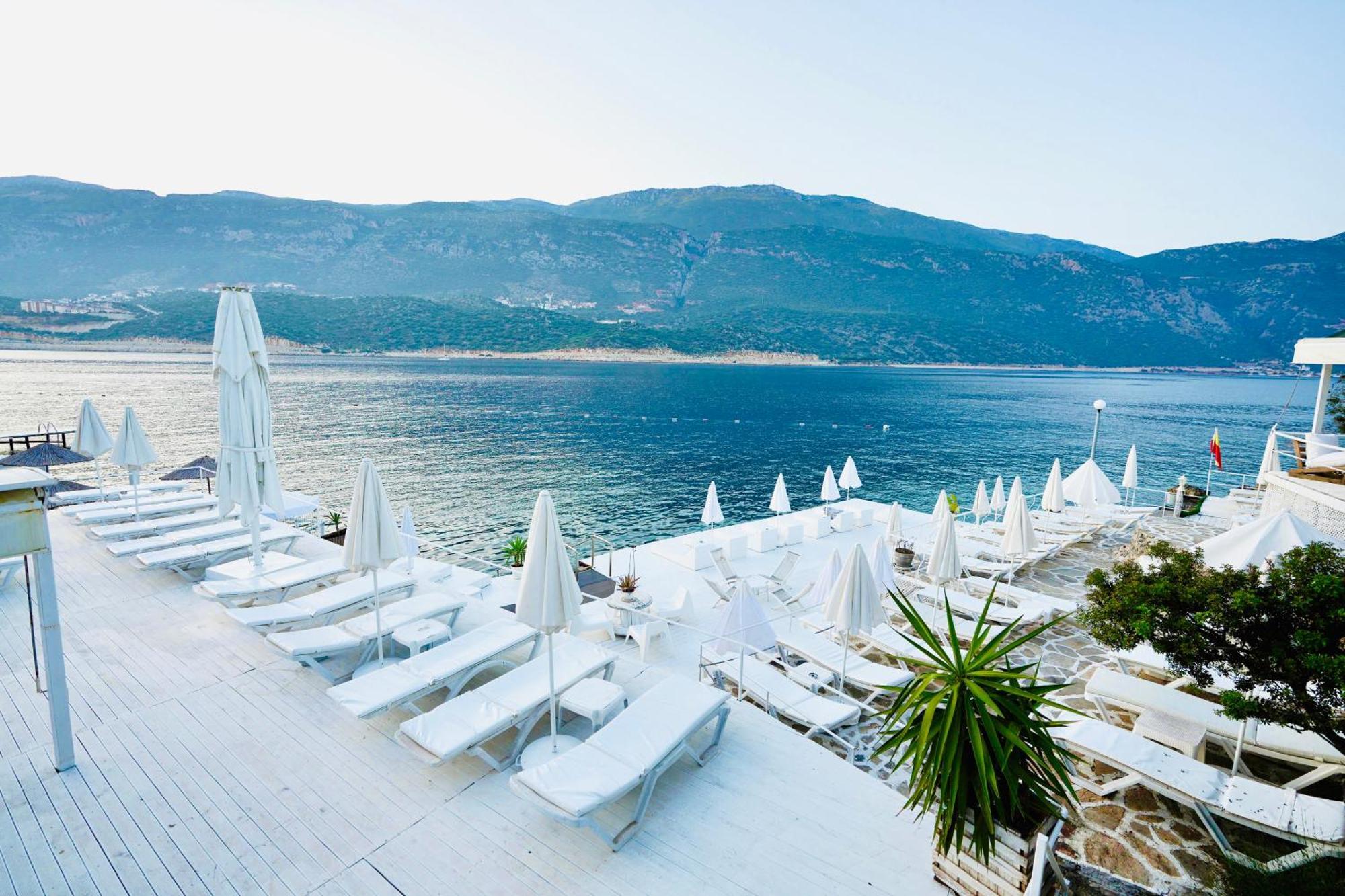 Club Capa Hotel Каш Екстериор снимка