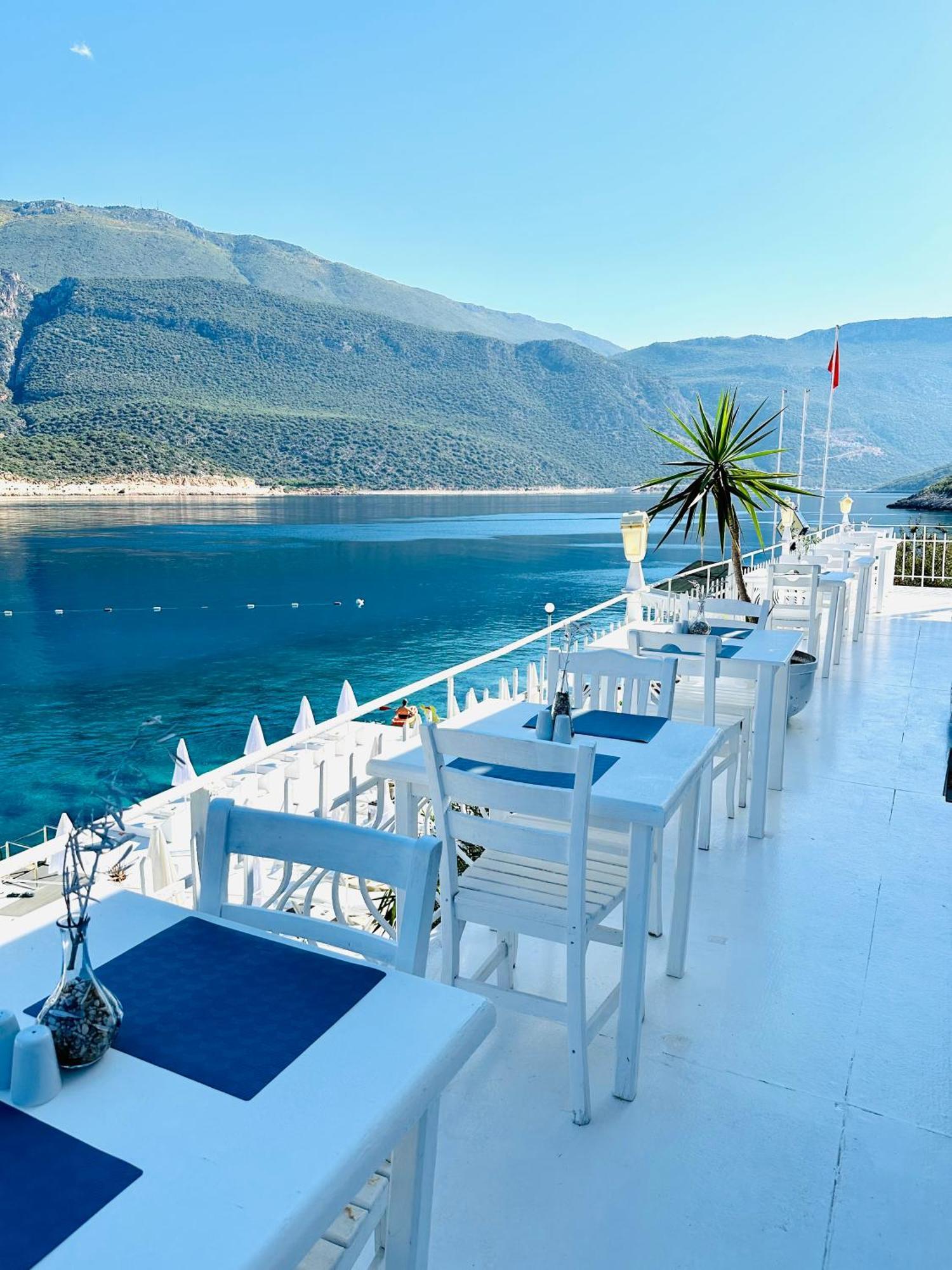 Club Capa Hotel Каш Екстериор снимка