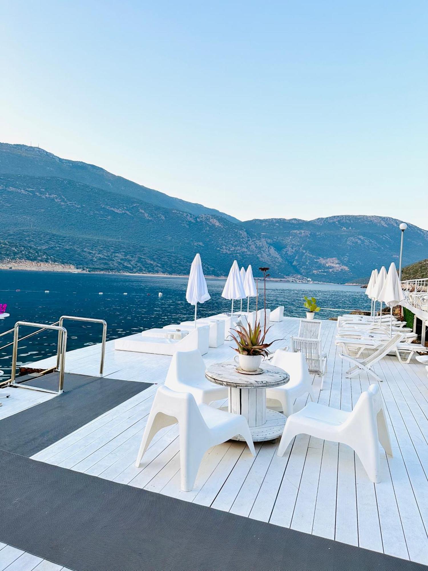 Club Capa Hotel Каш Екстериор снимка