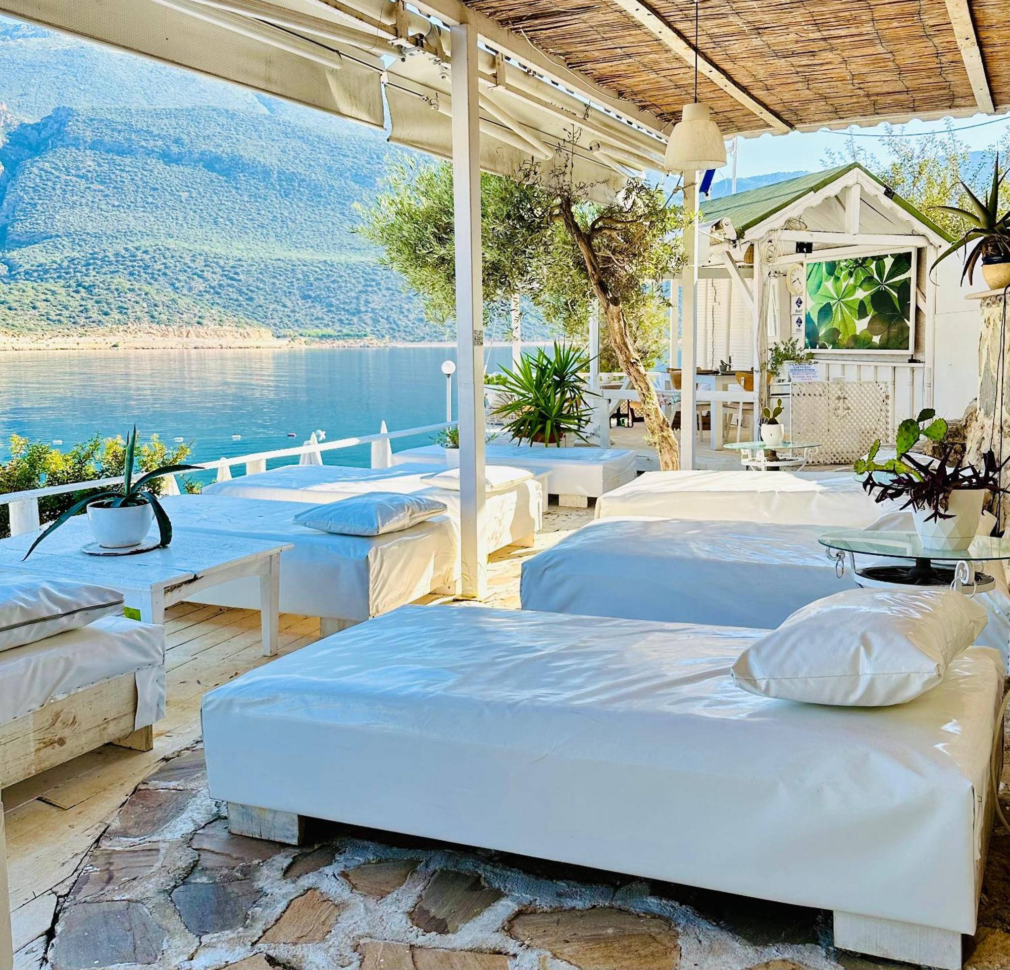 Club Capa Hotel Каш Екстериор снимка
