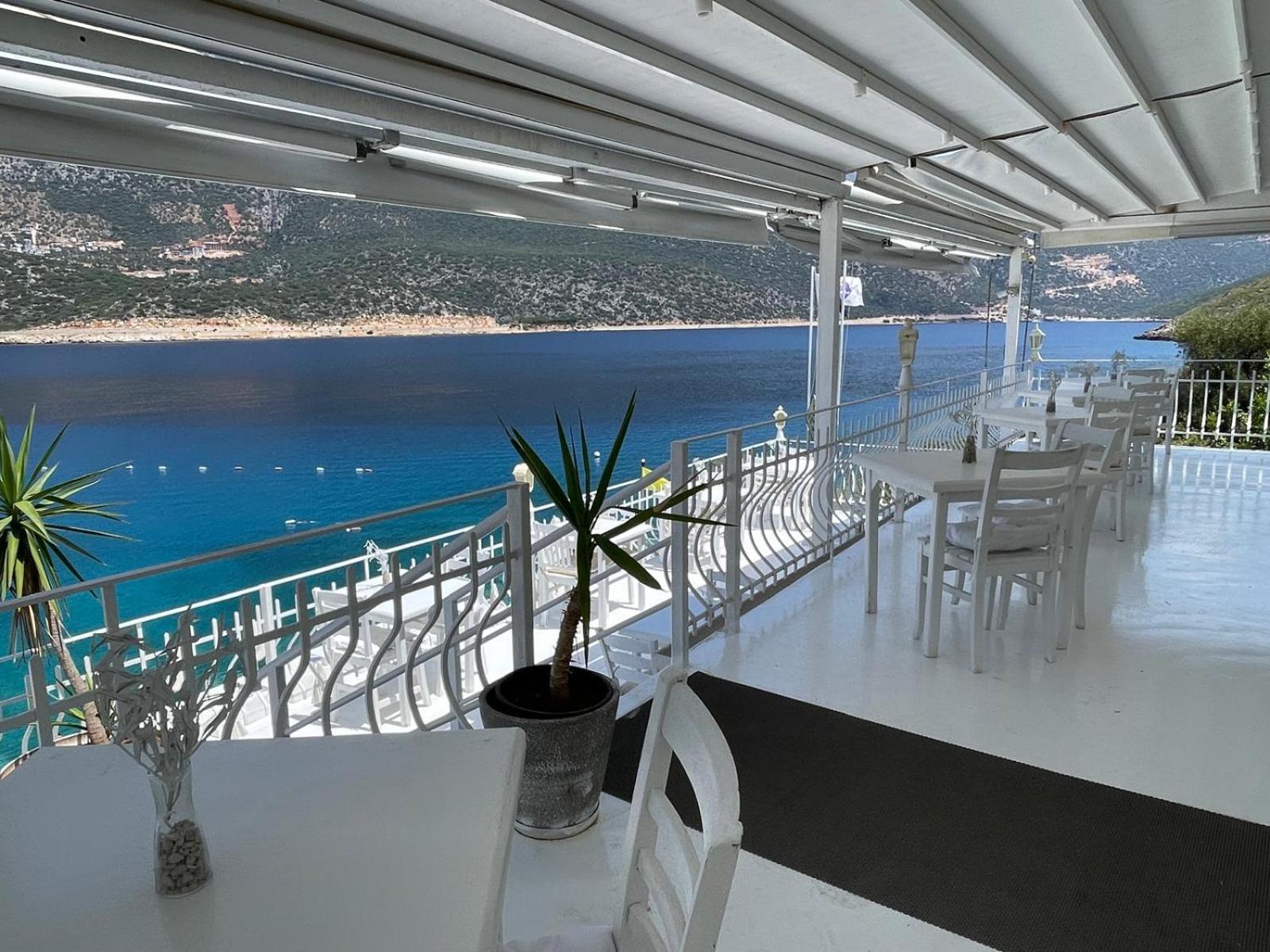 Club Capa Hotel Каш Екстериор снимка