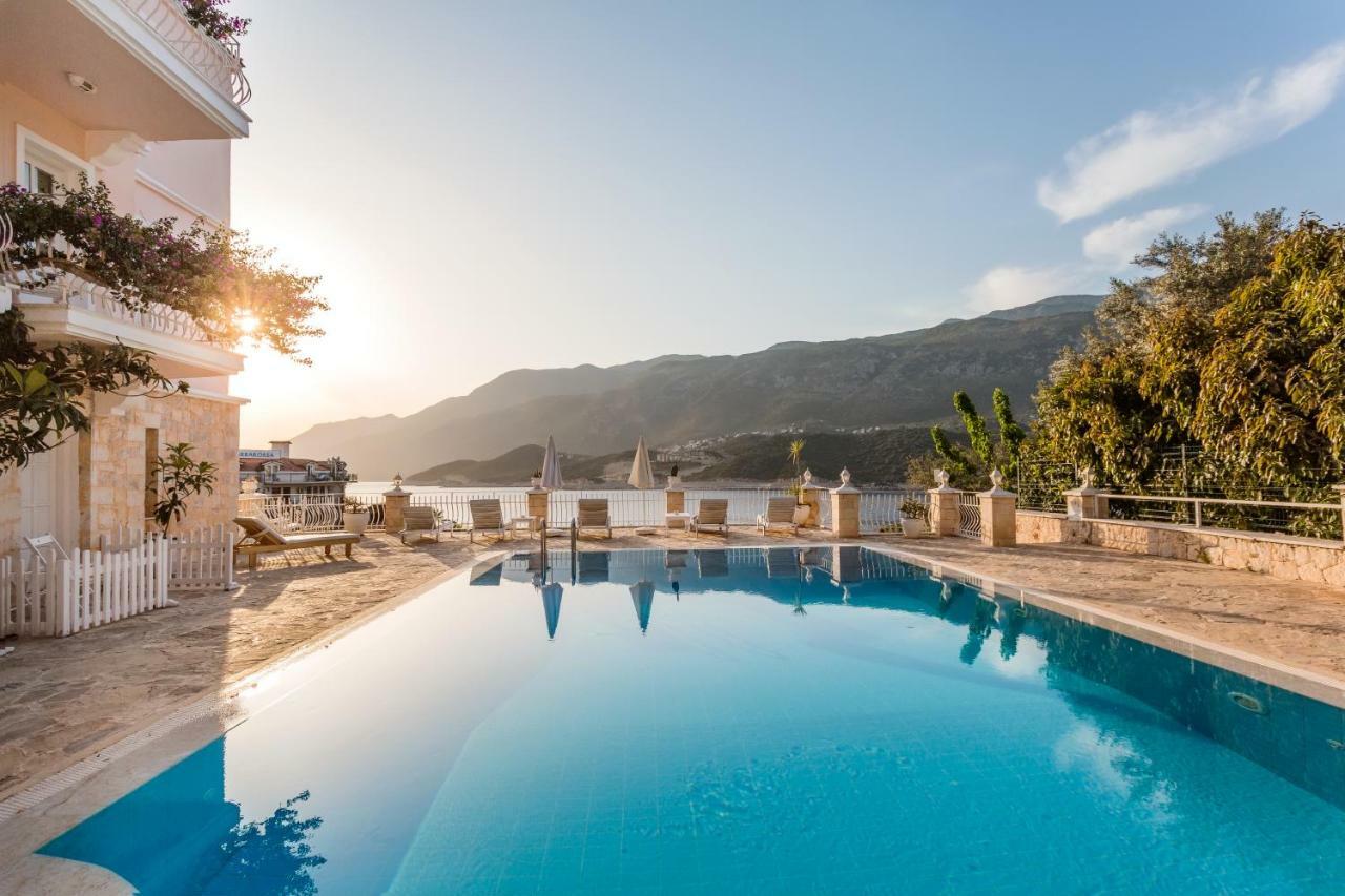Club Capa Hotel Каш Екстериор снимка